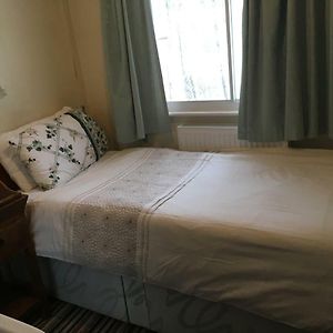 Single Room Shared Shower Toilet